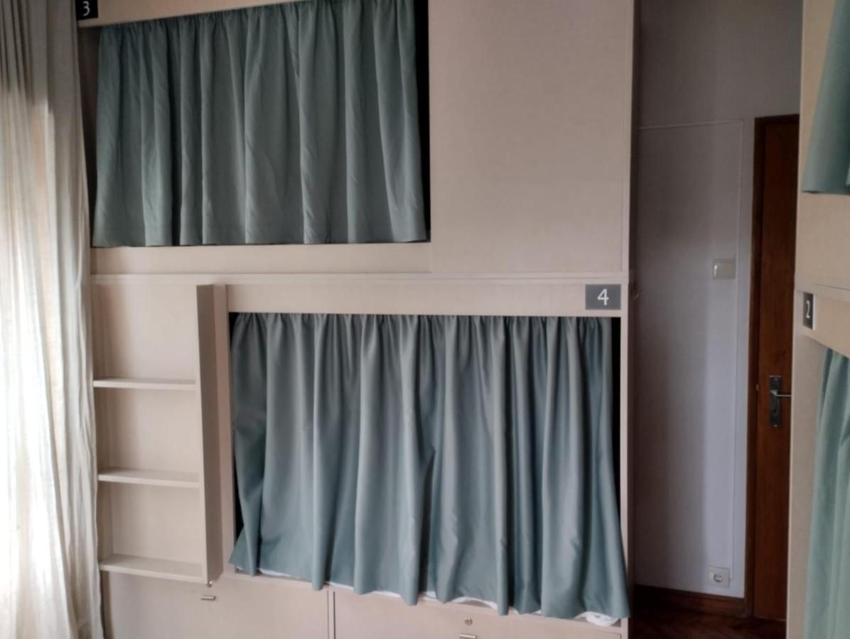 Hostel Vila Nova Віла-Нова-де-Гая Номер фото